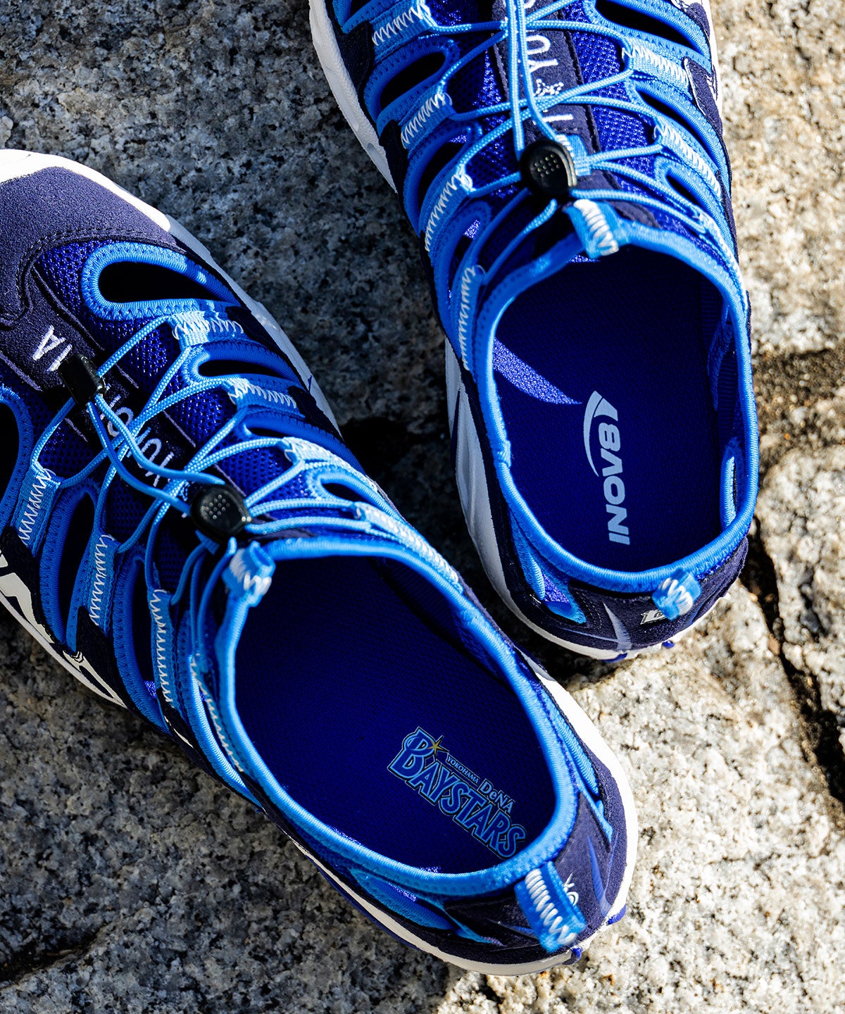 DESCENTE DeNAベイスターズ　プルオーバー INOV8、横浜DeNAベイスターズデザインのアウトドアサンダルを発売