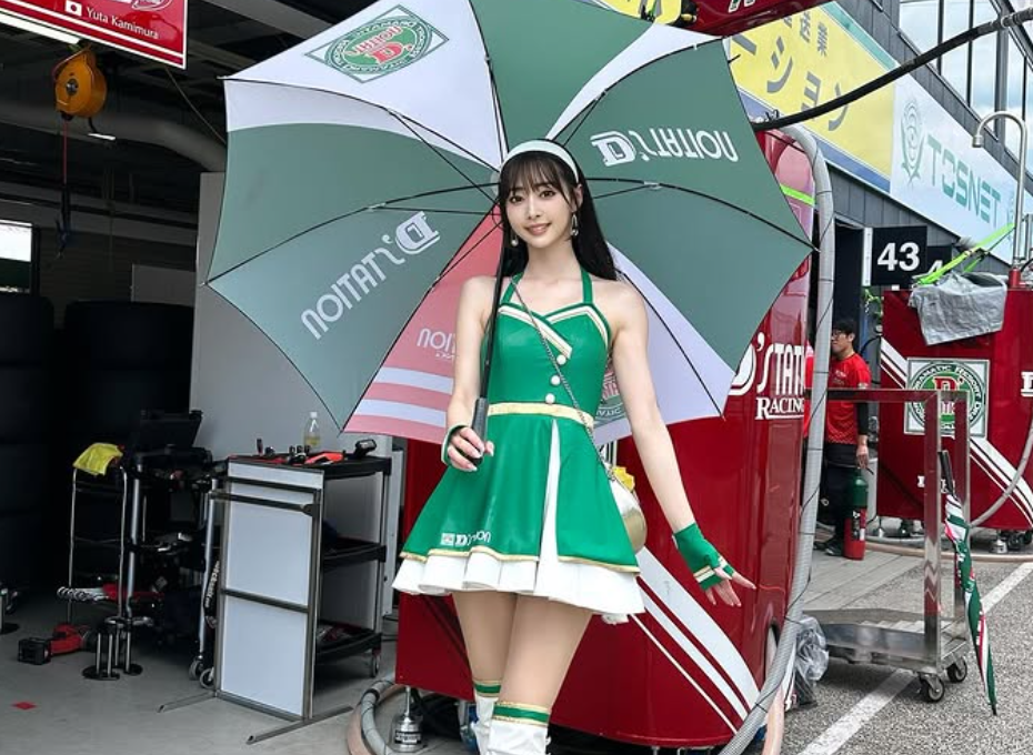 可愛すぎる！」林紗久羅、D'station夏コス披露！SUGOスーパー耐久