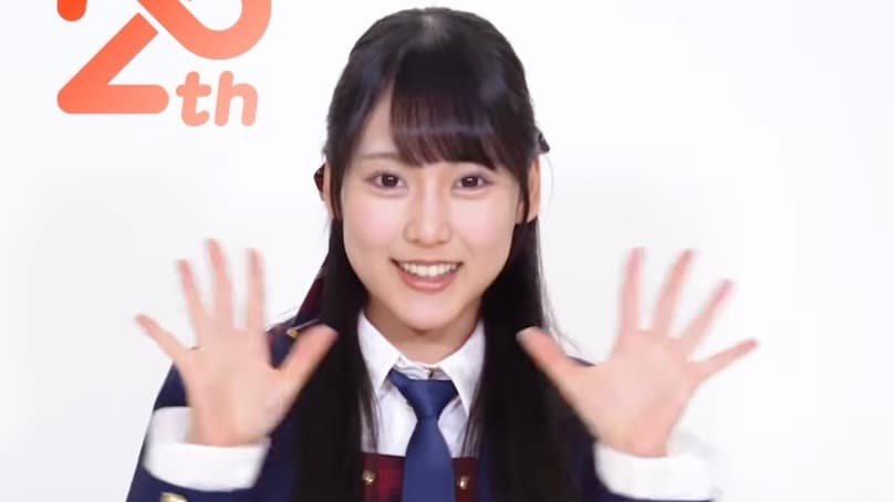 AKB48 Officialスクラッチ A賞サイン入りタペストリー丸山 ひなた 丸山 ひなた | AKB48 Official Shop