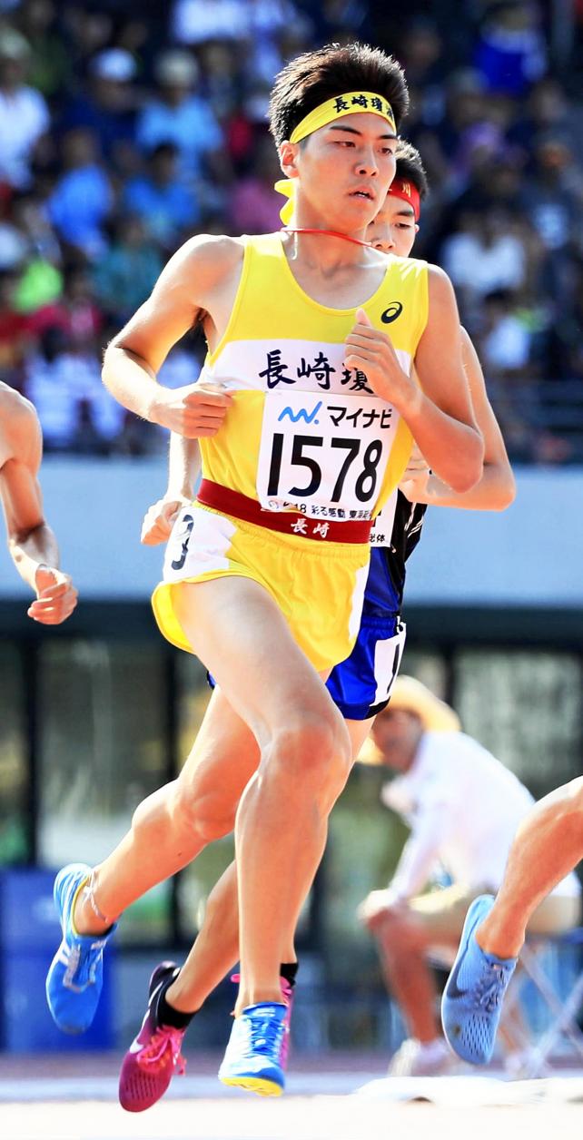 陸上男子１５００メートルで３位になった瓊浦の林田洋翔　©読売新聞社