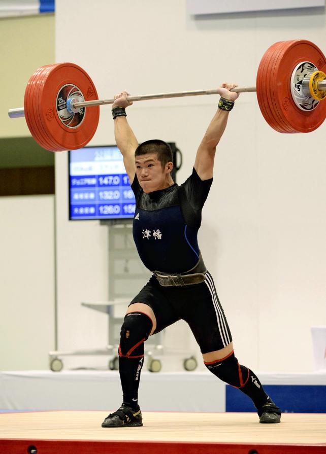 重量挙げ69キロ級 2位と健闘した津幡の新谷遼 ©読売新聞社