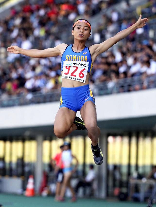 陸上女子走り幅跳びで優勝した園田の高良彩花 ©読売新聞社