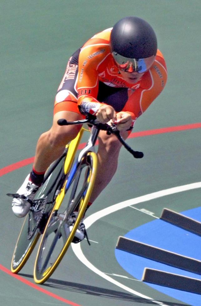 男子1000メートルタイムトライアルを大会新で制した科学技術の市田龍生都選手