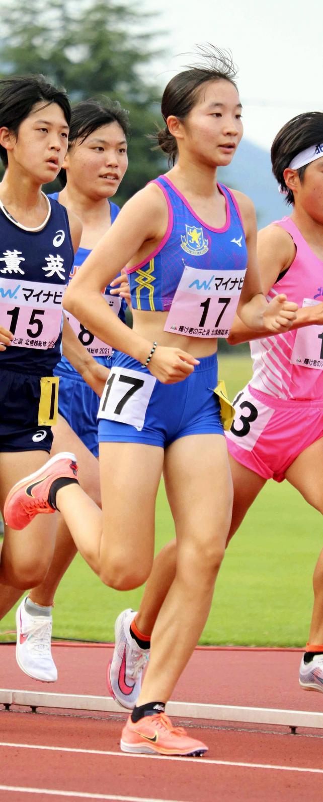 陸上女子３０００メートルで３位入賞した仙台育英・米沢選手（１日、福井市で）