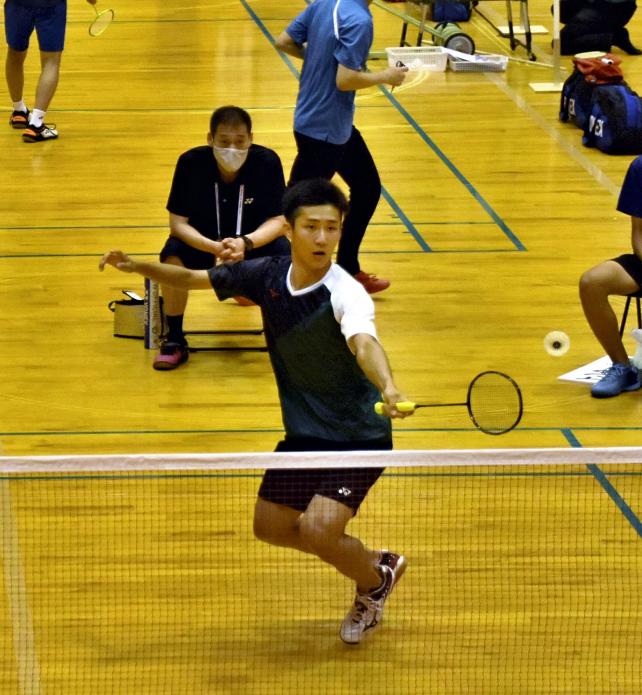 バドミントン男子学校対抗２回戦