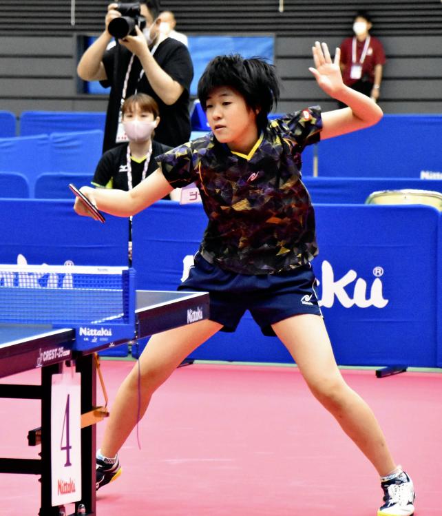 卓球女子シングルス、準決勝に臨む就実・枝広愛選手