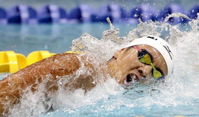 競泳男子２００メートル自由形で優勝した日大豊山・柳本幸之介選手