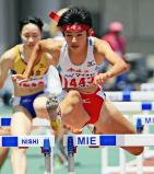 陸上女子100メートル障害 決勝に進出した宮崎工の上之園結子 ©読売新聞社