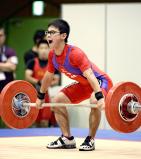 重量挙げ53キロ級で3位になった小林の中武涼 ©読売新聞社