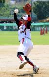 ソフトボール女子、1回戦で好投をみせた清水ケ丘の水戸川麻優 ©読売新聞社