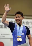 重量挙げ69キロ級 大会新記録で優勝した宮城農の佐藤康太郎 ©読売新聞社