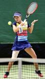 テニス女子シングルスで優勝した愛知啓成の阿部宏美　©読売新聞社