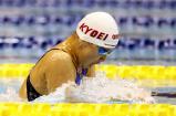 競泳女子200メートル平泳ぎで優勝した春日部共栄の井坂友紀 ©読売新聞社