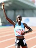 女子1500メートルで優勝した神村学園のバイレ・シンシア選手