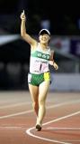 女子５０００メートル競歩で優勝した県西宮の籔田みのり選手