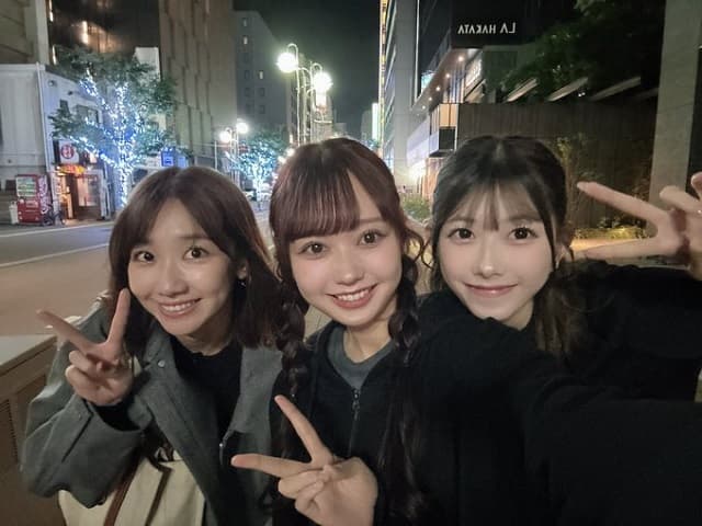 柏木由紀が仕事先でAKBメンバーと合流！仲良し3ショットに「素敵すぎる関係性」とファンニコニコ