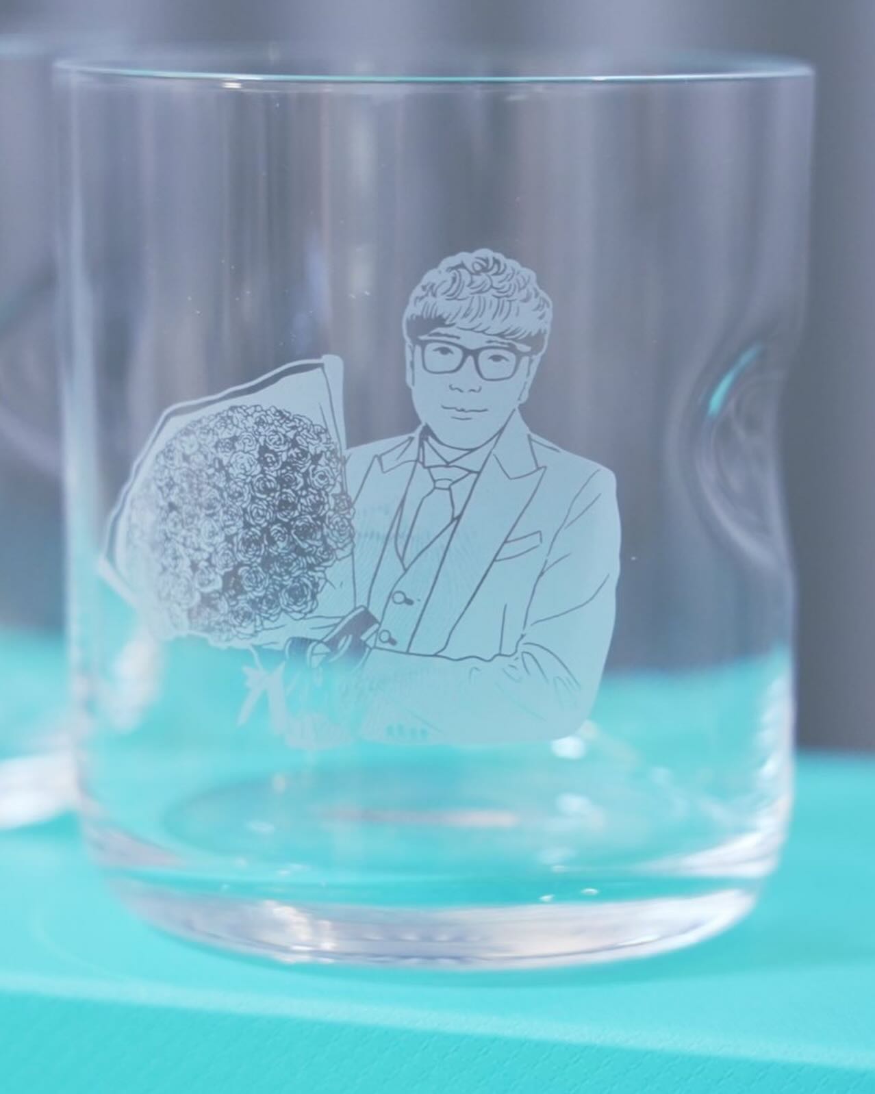 ヒカキンがYouTubeからの結婚祝いに感激❗️「本当にありがとう、YouTube。」