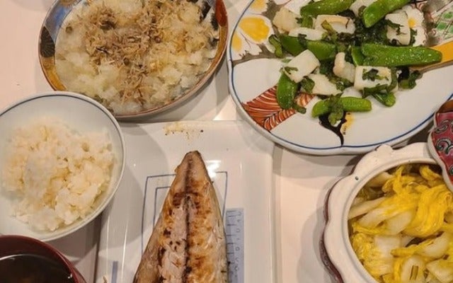 桃井かおりが家ご飯らしい見かけの料理を作る！