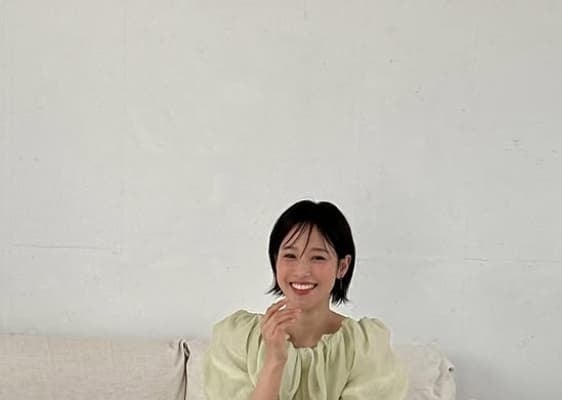 「やっぱりかわいい!!」鷲見玲奈、取材での撮影風景をちょっぴり公開
