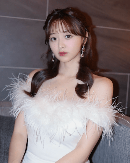 あの人気タレントがキャバ嬢に転身⁈思わぬ姿にファン「永久指名」「超激かわすぎ」