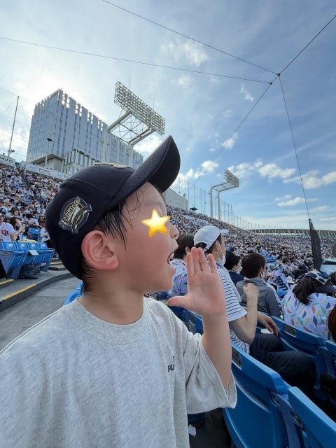 「息子の声援が一番響いた」岡田圭右が見た父と子のスタジアム物語