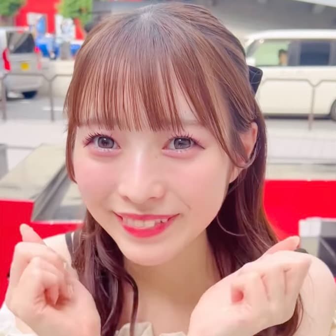 梅田さん、梅田で笑顔！CUTIE STREET梅田みゆ、笑顔の動画公開