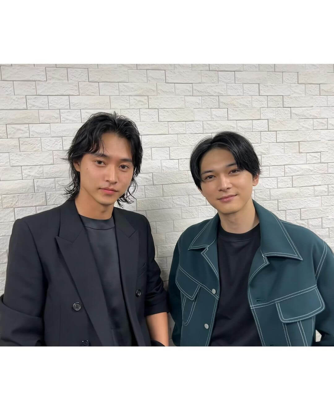 「顔面優勝なツートップでした！」山﨑賢人×吉沢亮 のオフショットがかっこよすぎると話題！