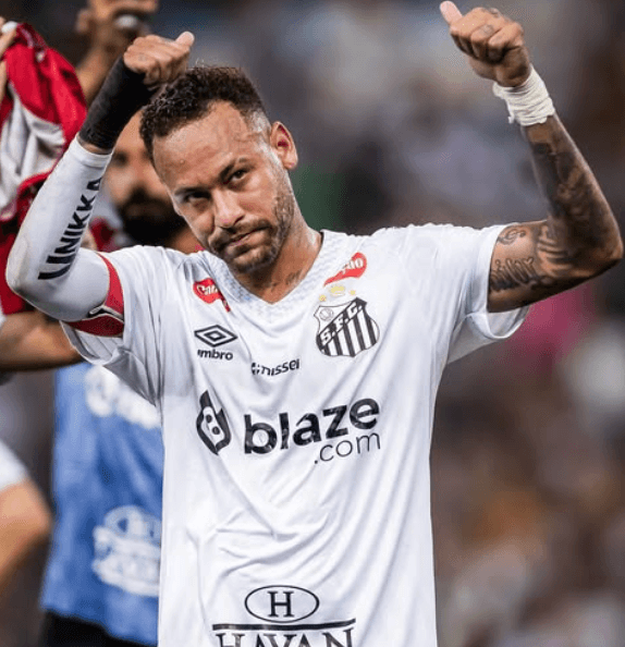 ネイマール衝撃告白！フルミネンセ移籍破談の舞台裏をロマーノ氏が報じる