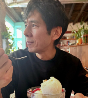 西島秀俊、ニューヨークでスイーツを堪能！ファンから「かっこいい」コメント殺到