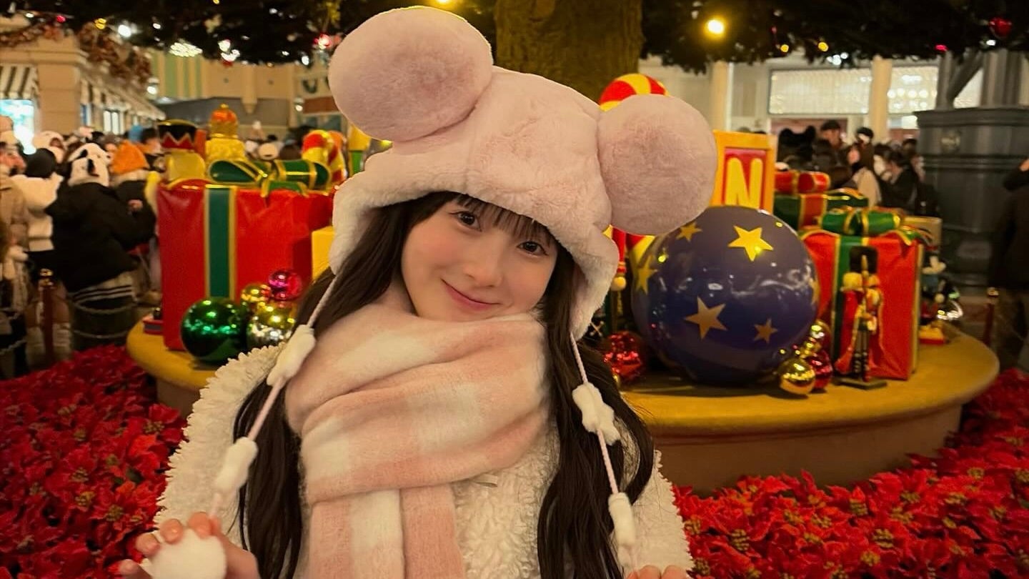 可愛いが渋滞中。本田紗来、冬ディズニーで“ふわもこ天使”に変身