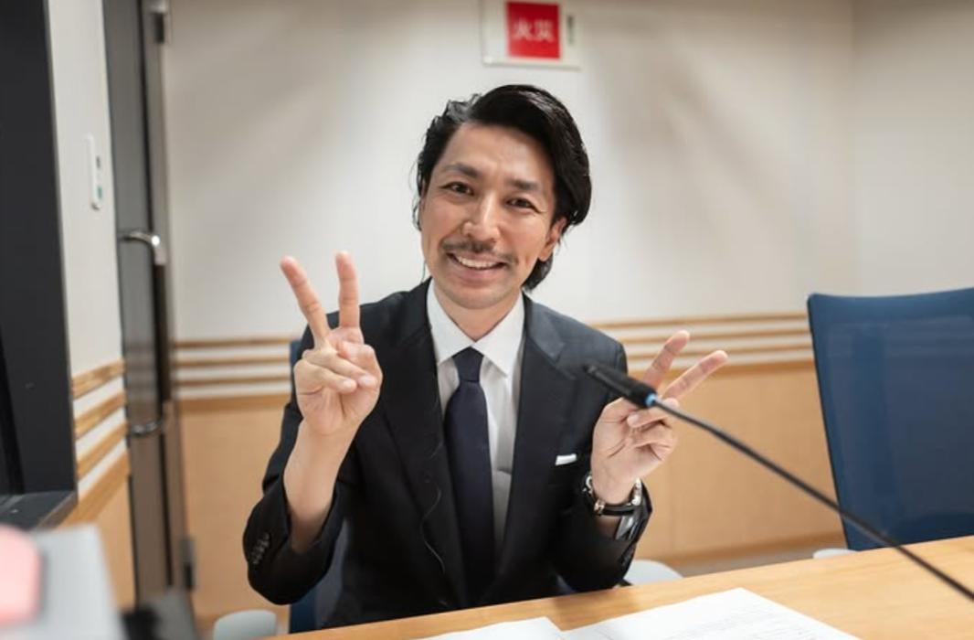 TAKAHIRO、斉藤一美と記念ショット！ラジオ共演に青春感あふれる思い出