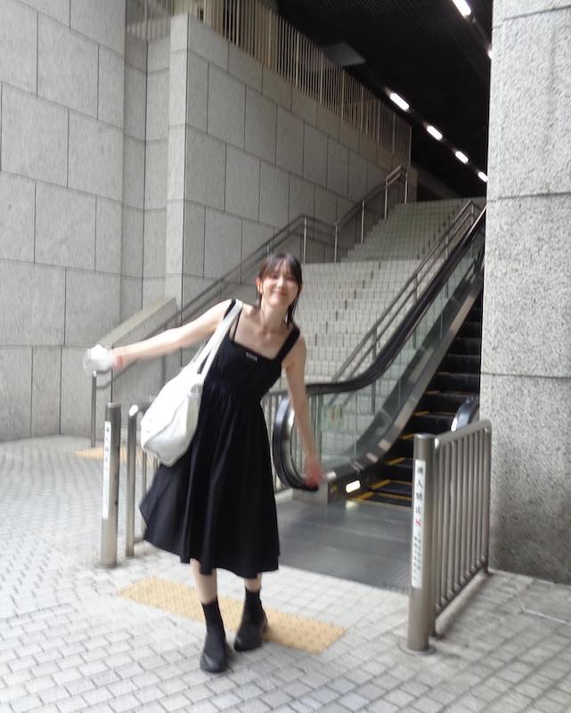 本田翼の黒ワンピース姿が可愛すぎると話題に！？