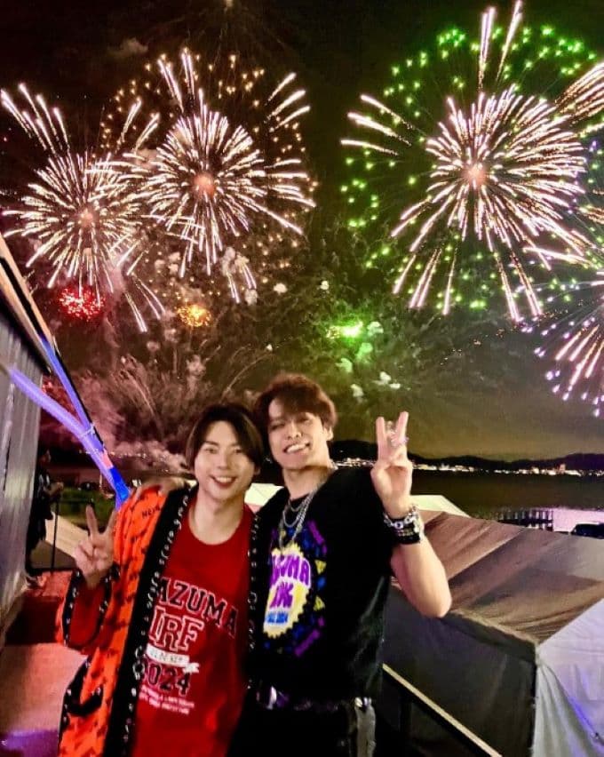 NEWS・増田貴久が宮野真守との2ショットを公開しファン興奮「ますまも最高」