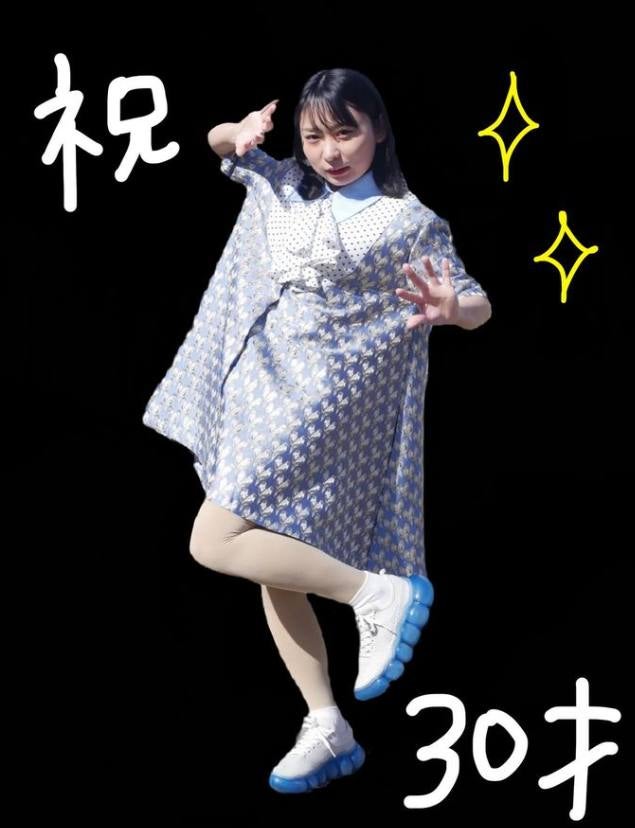 アンゴラ村長 「30歳とか嘘でしょ！？」バースデーショット大公開