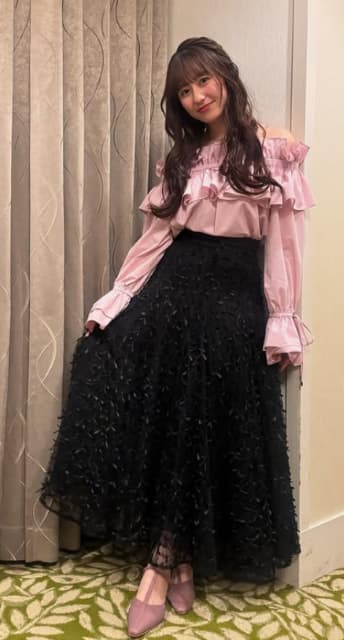 「今日のわたし♡」ももクロ・佐々木彩夏のコーデが話題に！「超絶かわいいじゃん！」「大天使」