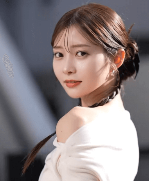 「可愛いっ、メェ〜！」国宝級美人モデル、女子も必見”ひつじヘアー”の見目麗しきときめきムービーにファン、陶酔「魅力的すぎる。」