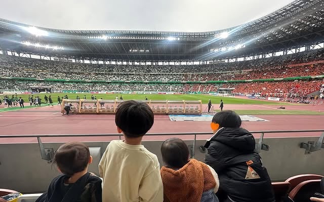 「家族で祐治の応援!!」高橋ユウ、