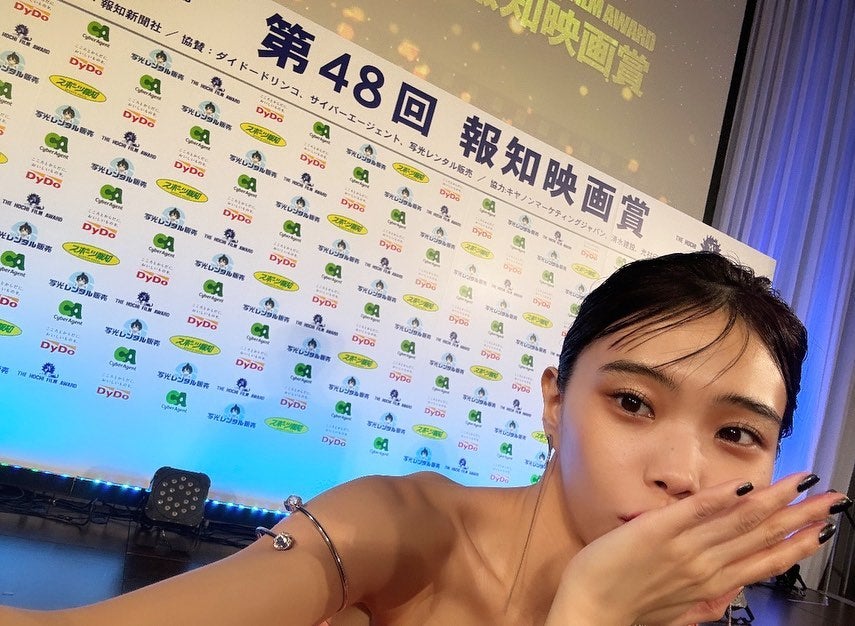 元BISH アイナ・ジ・エンドが報知映画賞の新人賞に👏