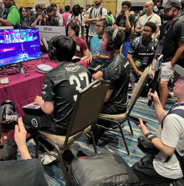 「配信外の試合もバキバキすぎるCEO」プロゲーマー・もけがCEOの対戦台の様子をシェア