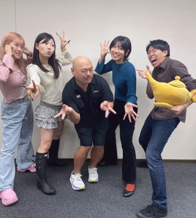 クロちゃん　みんなで踊ってみた！あのちゃん×人気メンバーのTikTokが話題に