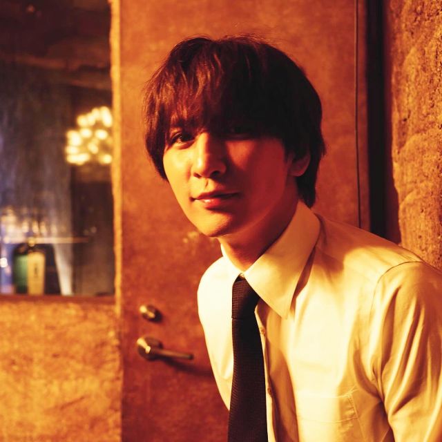 WEST.藤井流星、Travis Japan川島如恵留との写真が話題に「スーツ似合ってる！」