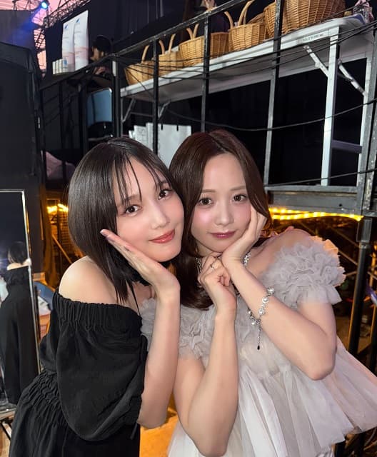 「美人すぎる二人」森香澄が投稿した人気モデルとの美女2ショットに大絶賛の声