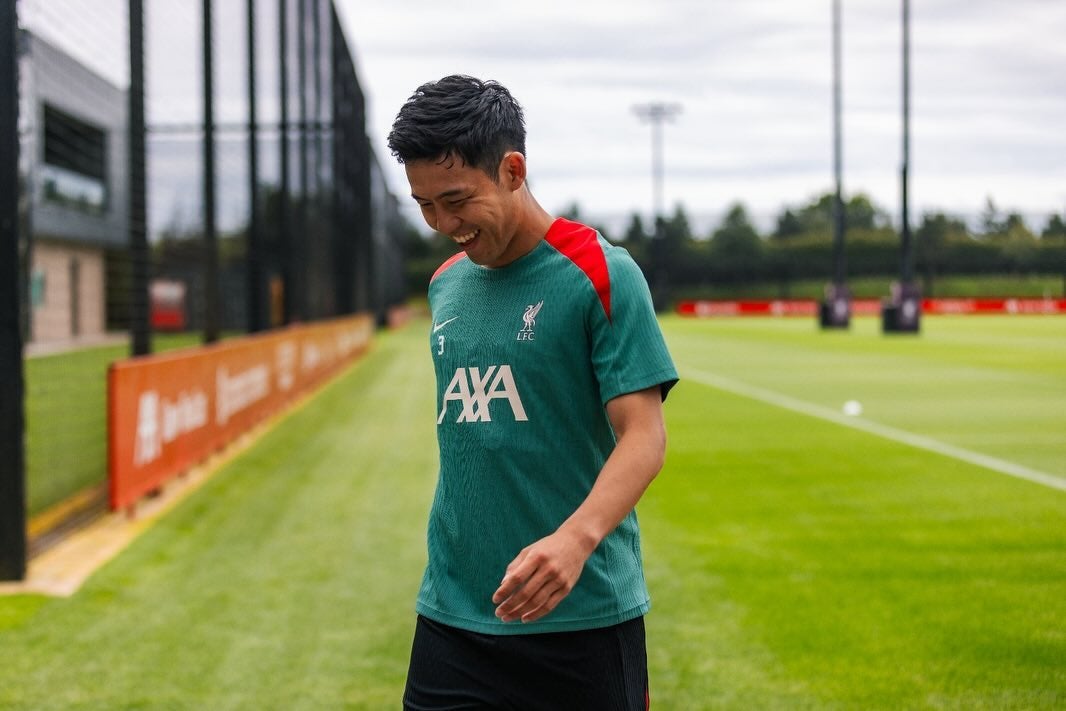 サッカー日本代表の遠藤航が新シーズンに向け始動したことを報告！