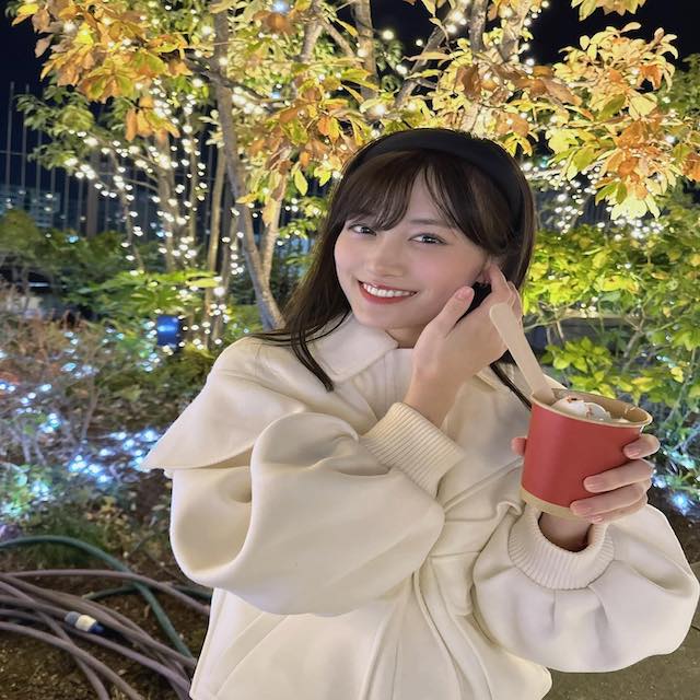 山下美月 紅葉をバックに撮った写真にファン歓喜💘✨　