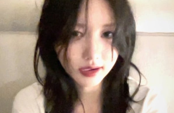 韓国アイドル、“舌ペロ × キス顔”でファン魅了「破壊力やばすぎ」