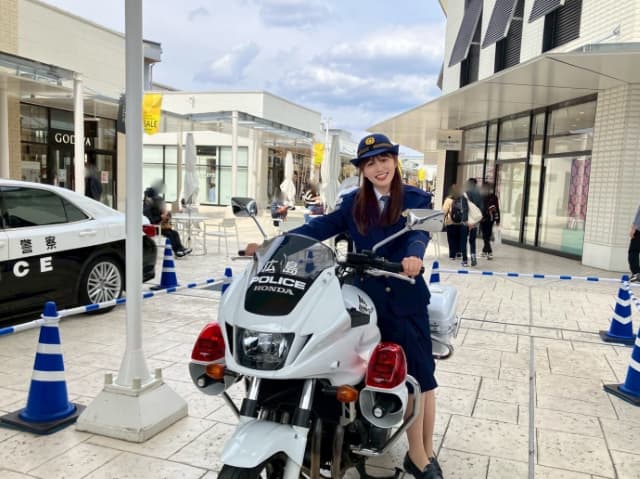塚本恋乃葉が一日警察署長に「貴重な体験をありがとうございました‼︎」