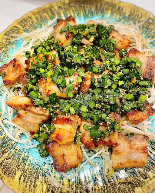 小川菜摘が手料理を披露 豚バラブロックや韓国風おでんのレシピを公開！