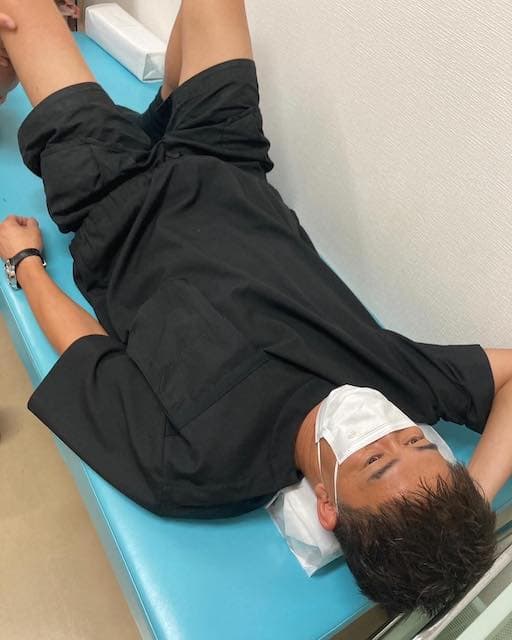 百獣の王がまさかの怪我?! ライオンにも勝つ男が怪我した原因はまさかの…