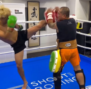 格闘家・笠原友希が新しいスタイル開発のために日々練習！