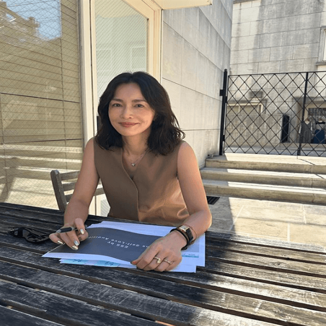 長谷川京子「オーディション」でグッタリするも、美麗面接モードフォトでファンへの配慮も欠かさない